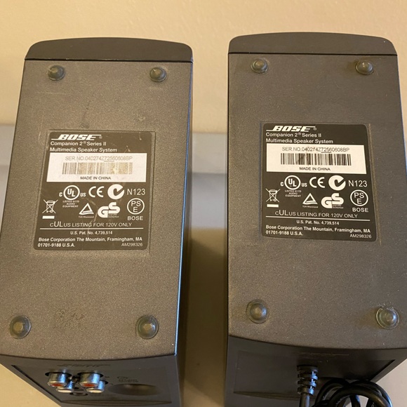 Bose Companion 2 Series II Computer Speakers - Picture 6 of 7
